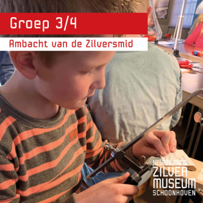 Leerling die aan het zagen is