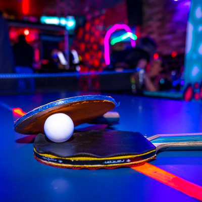 glow in the dark tafeltennis batjes