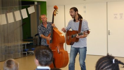 mini mega muzikale meedoe show