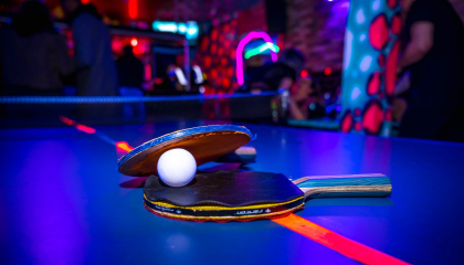 glow in the dark tafeltennis batjes