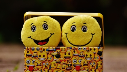 De afbeelding toont allerlei emoji's